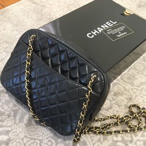 Vintage Authentic Chanel Leather Camera Bag